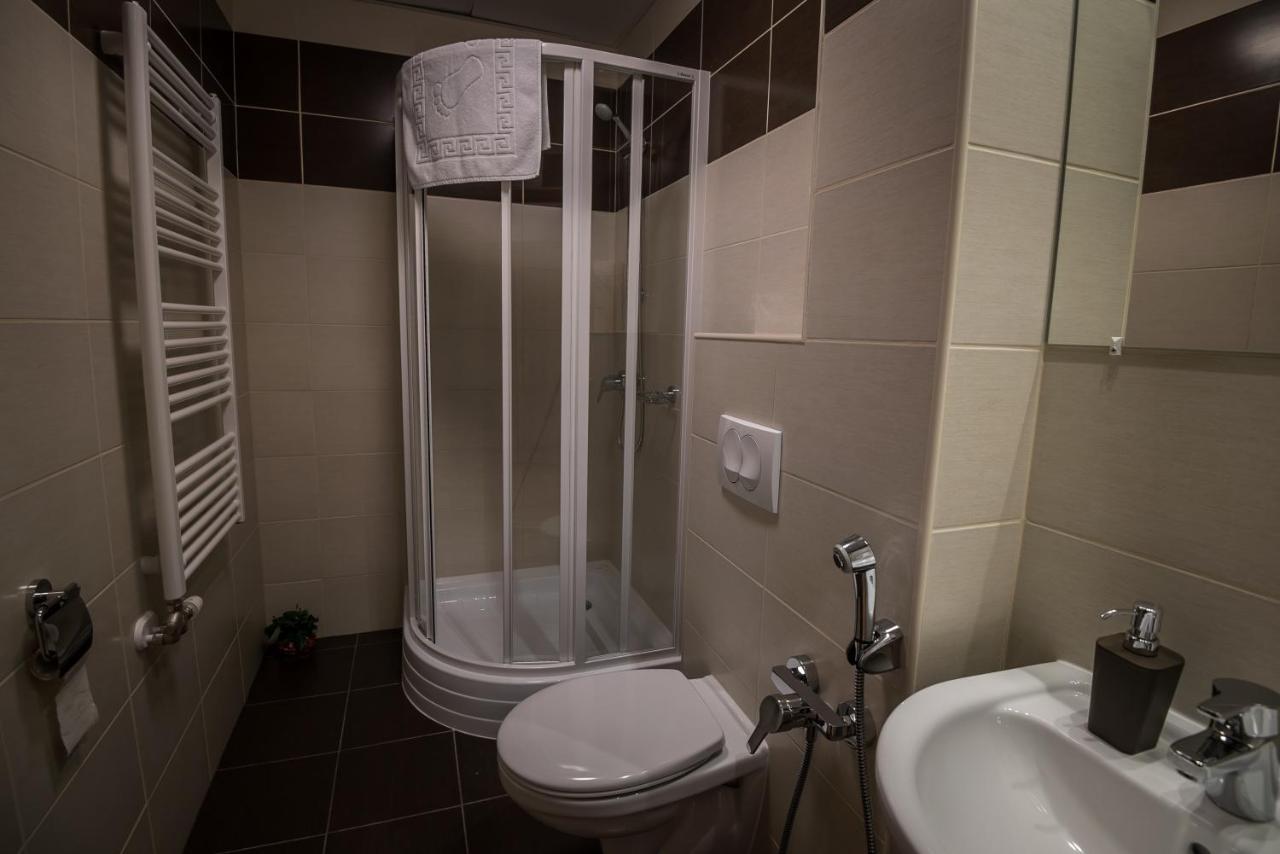 Mokka Apartman Seghedin Exterior foto